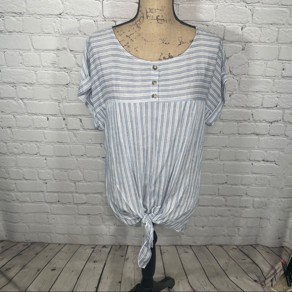 Striped Blouse with Bottom Tie Size Medium
